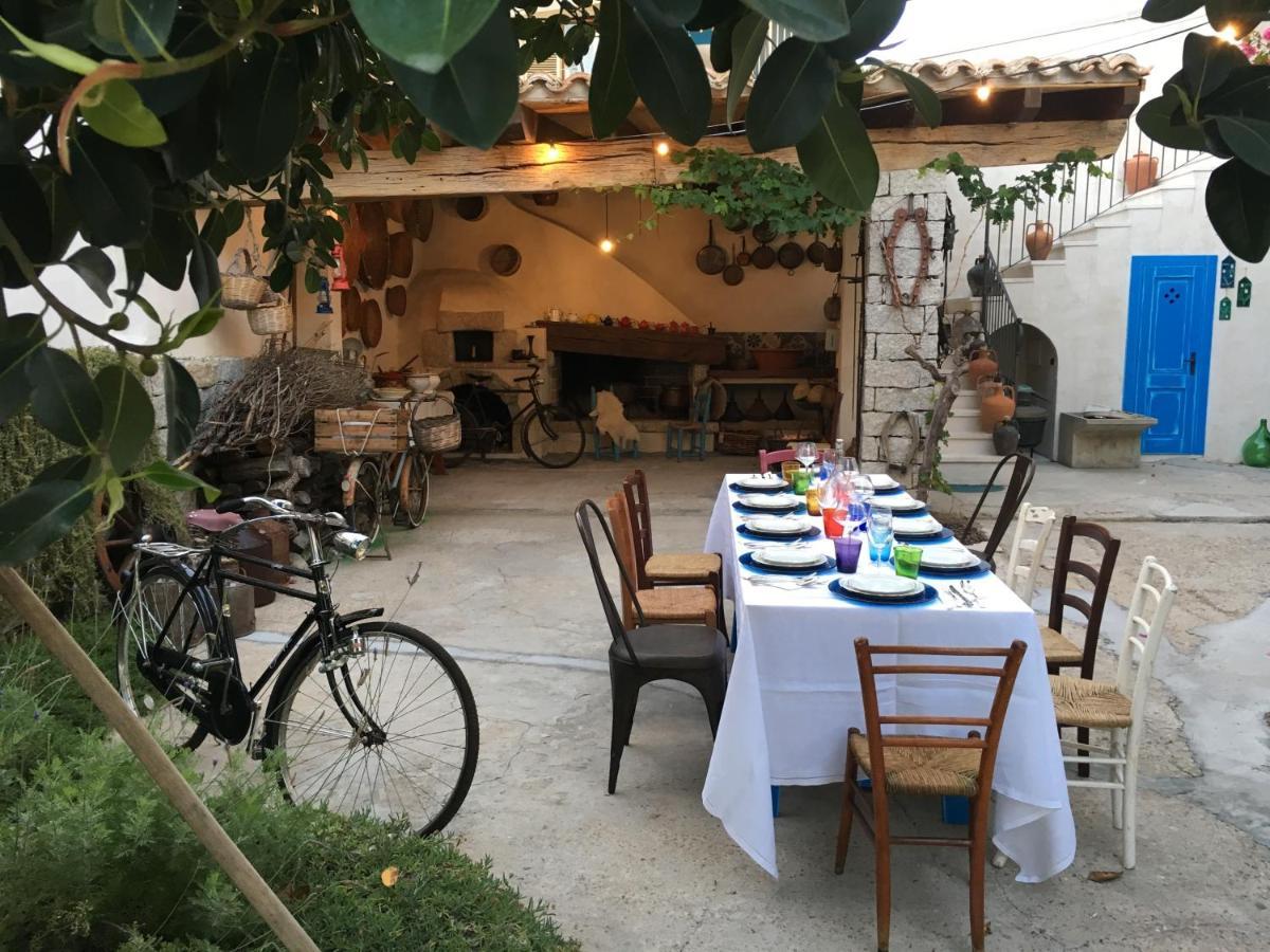 Lughia Bed & Breakfast Tortoli Exterior photo
