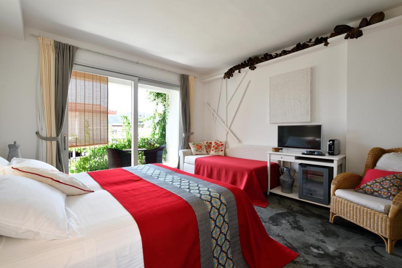 Lughia Bed & Breakfast Tortoli Exterior photo